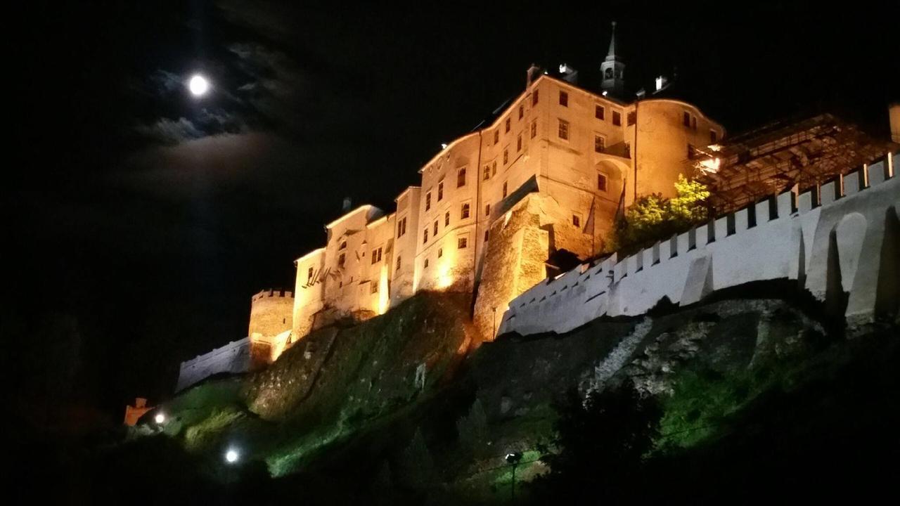 Penzion Na Zastavce Cesky Sternberk Exterior photo
